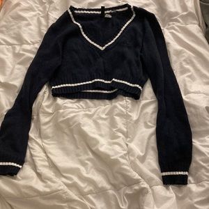 Long sleeve navy top